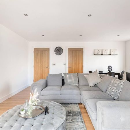 Apartamento Luxurious 3-Bed Penthouse In Sheffield Handsworth Exterior foto