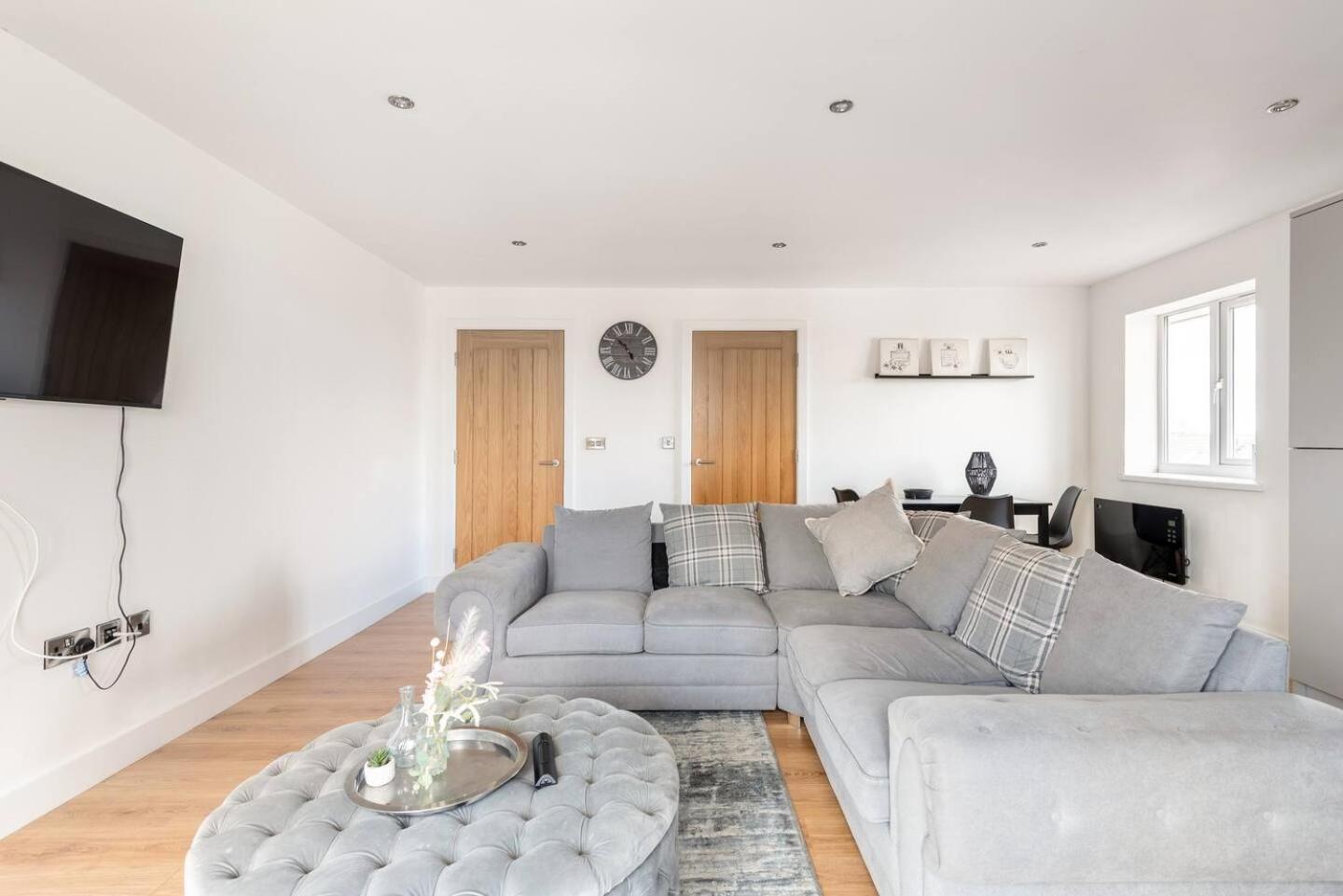 Apartamento Luxurious 3-Bed Penthouse In Sheffield Handsworth Exterior foto