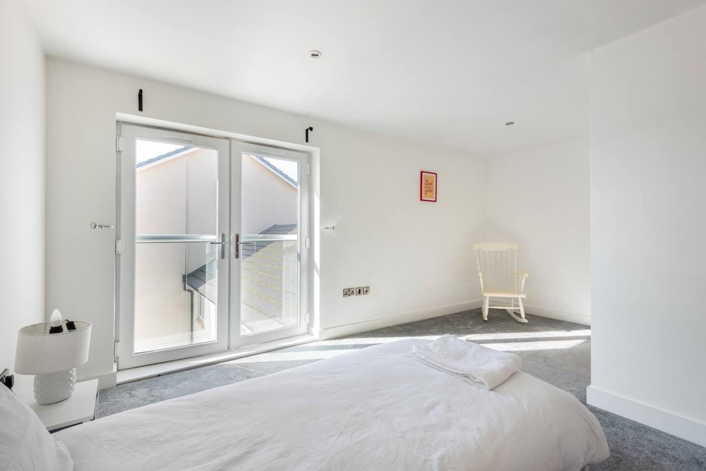 Apartamento Luxurious 3-Bed Penthouse In Sheffield Handsworth Exterior foto