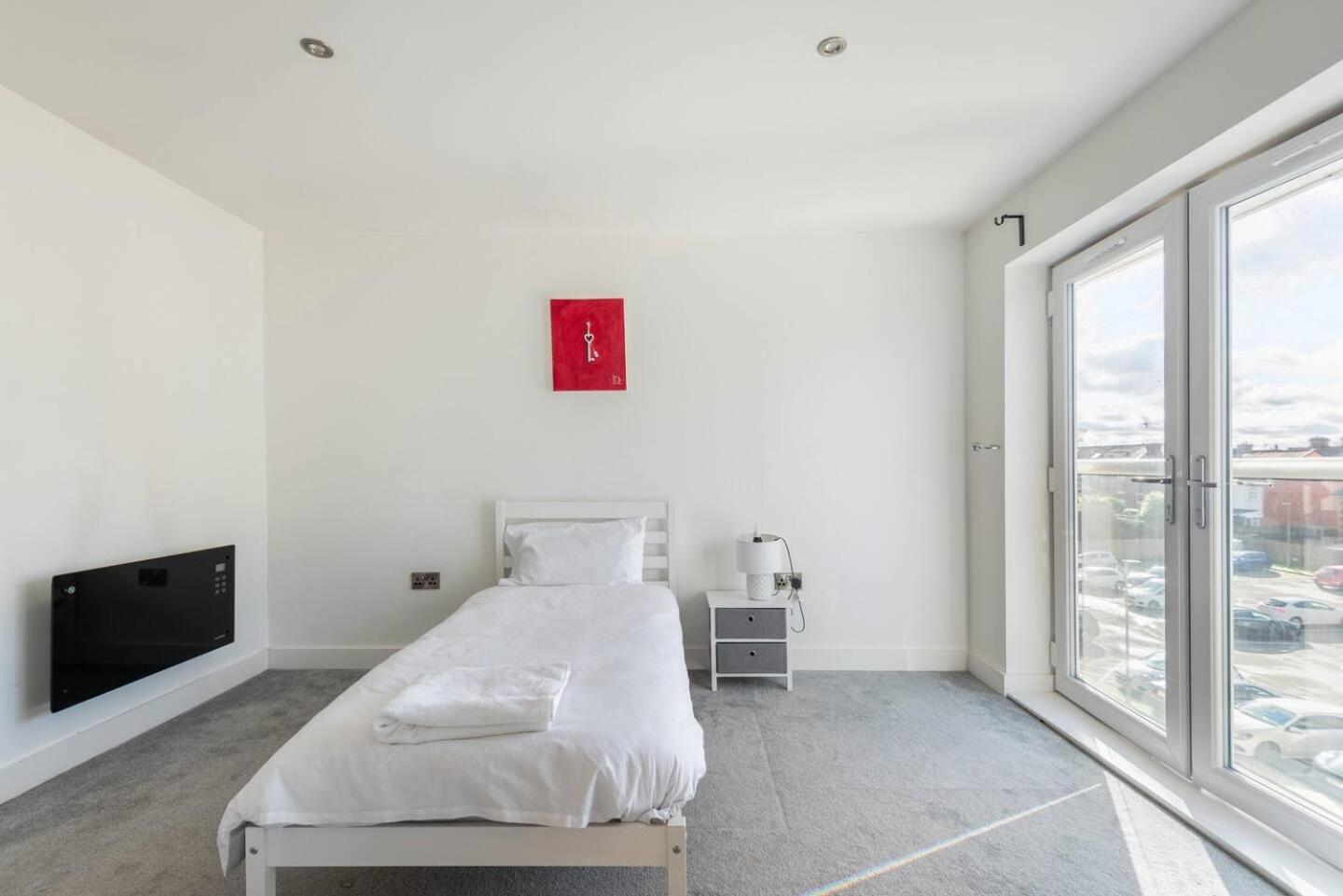 Apartamento Luxurious 3-Bed Penthouse In Sheffield Handsworth Exterior foto