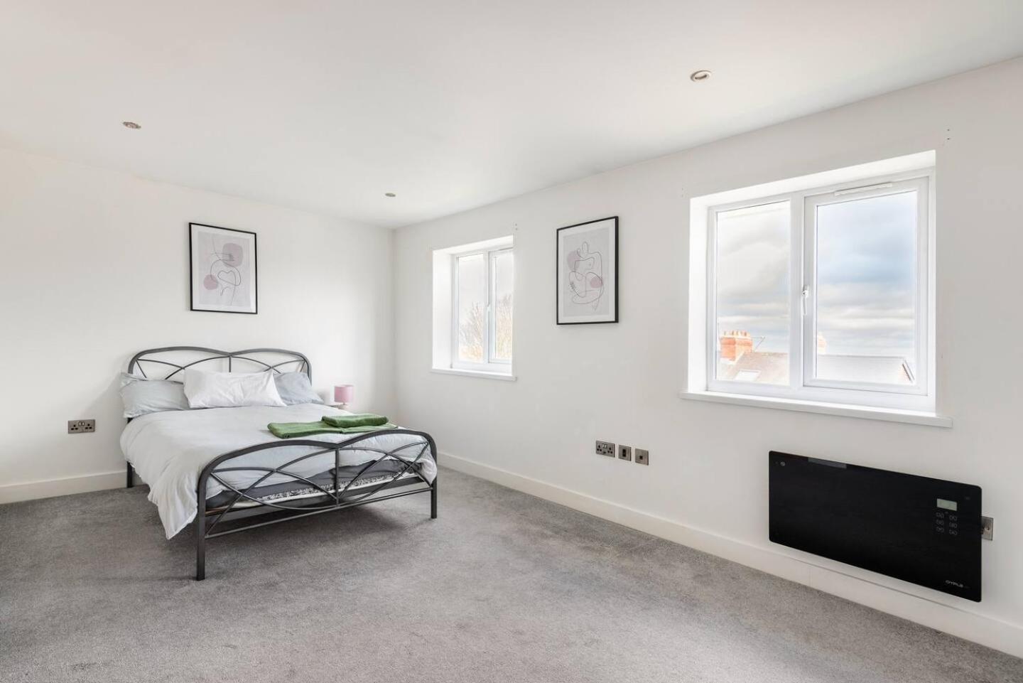 Apartamento Luxurious 3-Bed Penthouse In Sheffield Handsworth Exterior foto